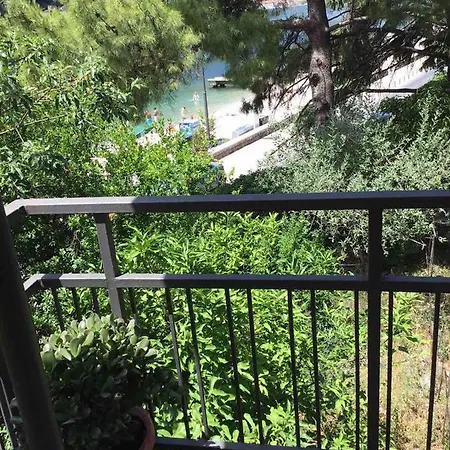 Bmb Apartments Cattaro Esterno foto